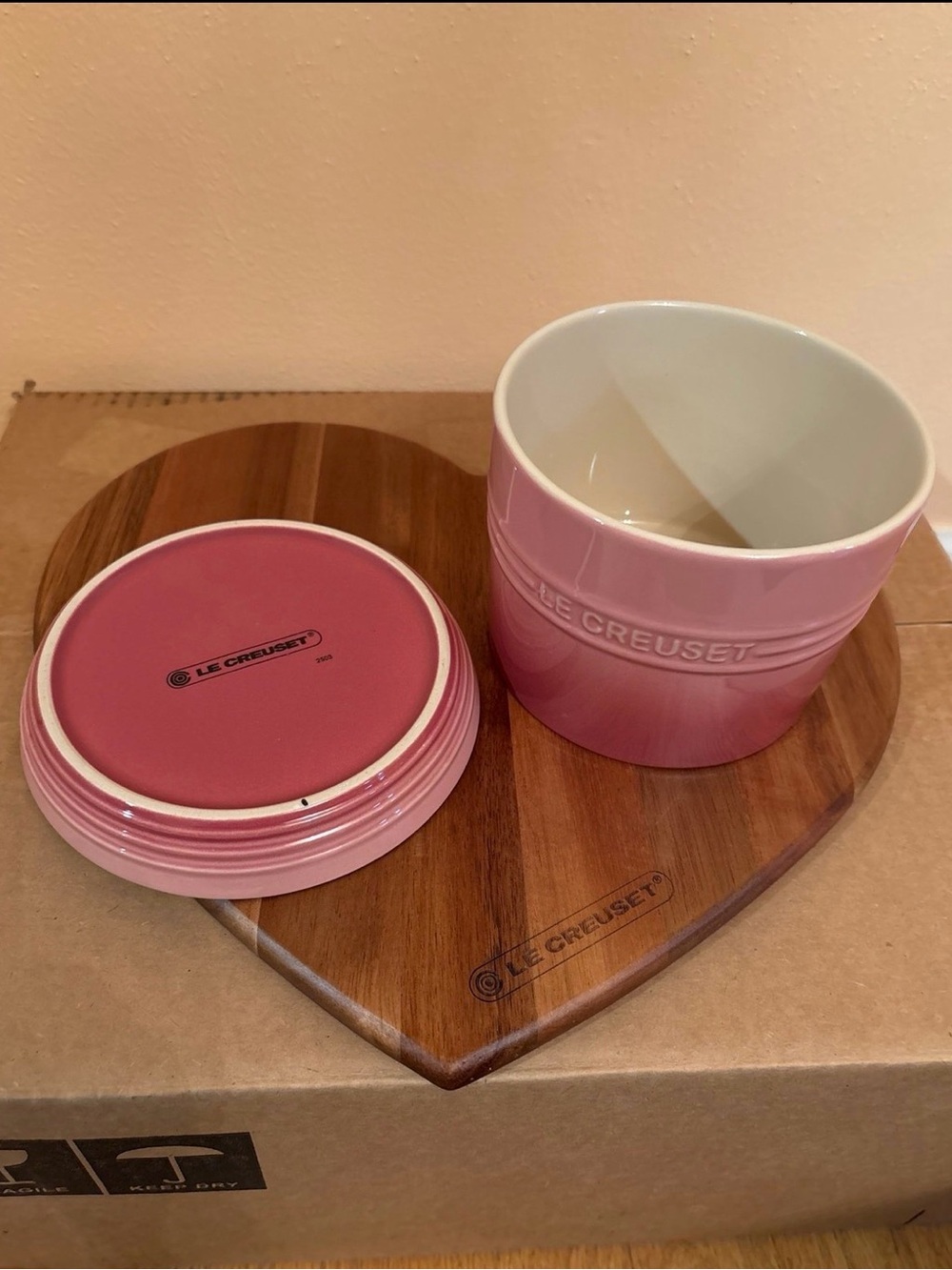 Le Creuset Rose Quartz Glazed Stoneware Herb Planter with Tray - Picture 5 of 8